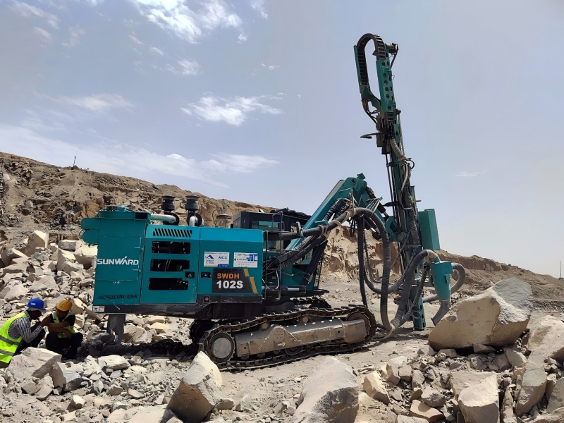 DTH (Down-the-hole) drilling in rock drillings-2.png